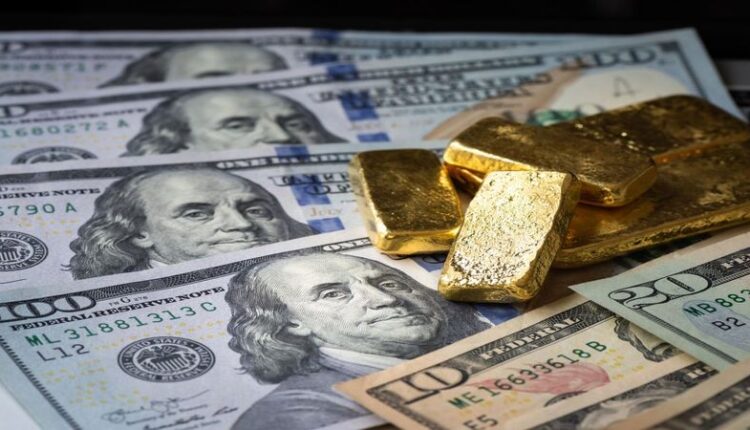 رصد نیمروزی بازار ارز، طلا و سکه؛ رشد اندک قیمت دلار /عقب نشینی قیمت سکه و طلا