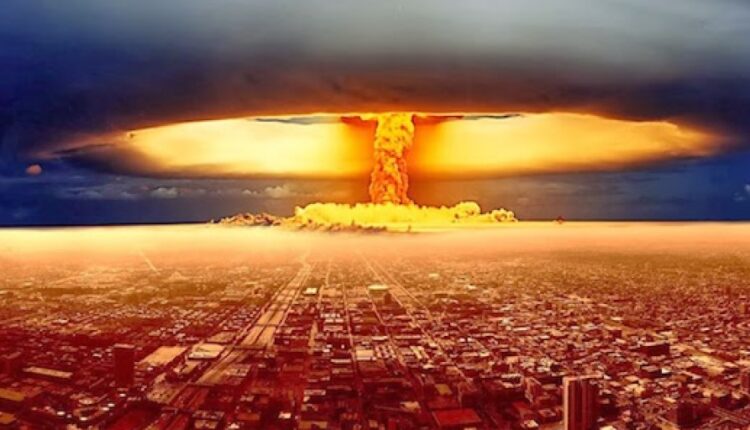 بمب هسته ای